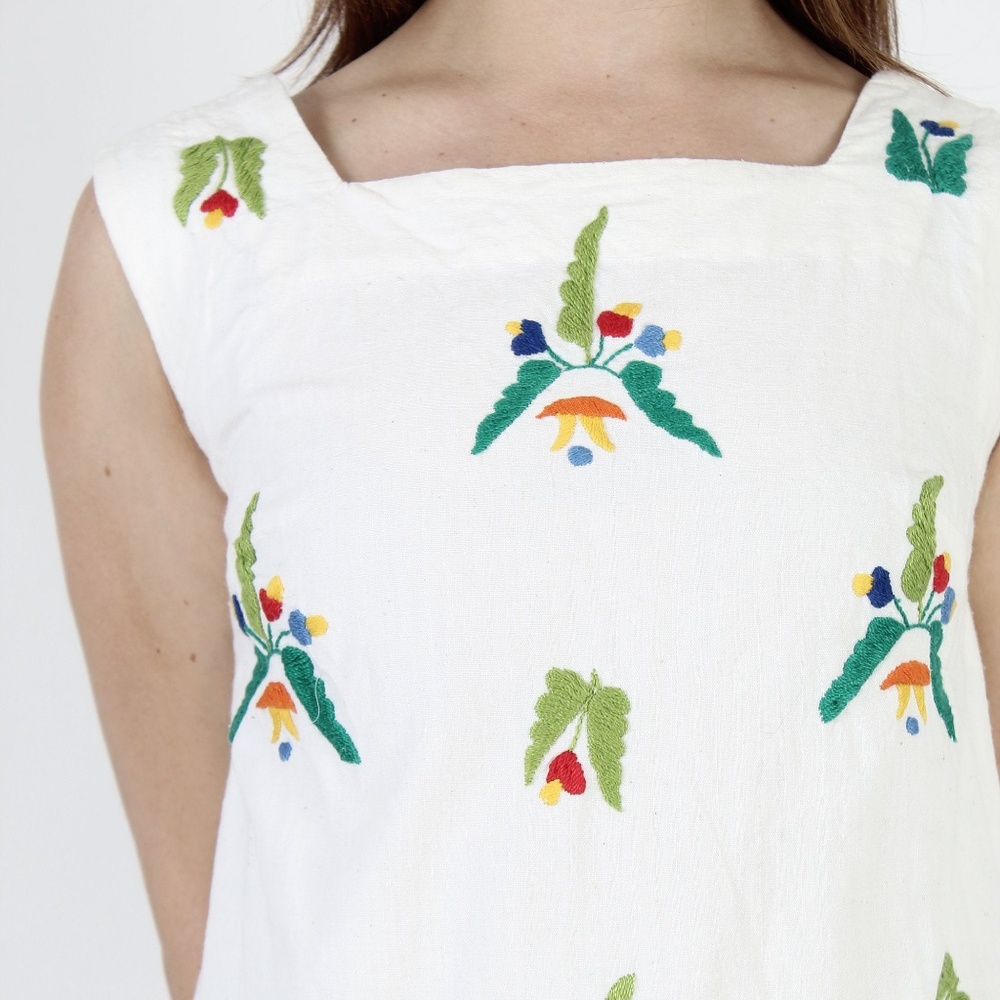 VINTAGE Embroidered Cotton Dress